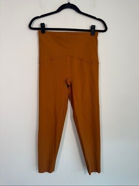 Spanx Booty Boost Crop Leggings in Butterscotch - L